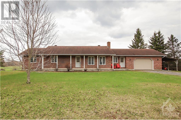 1382 ETTYVILLE ROAD, Bourget