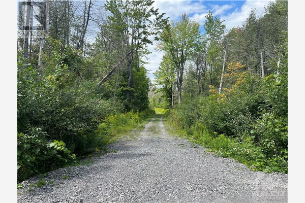 3115 PADEN ROAD, Ottawa