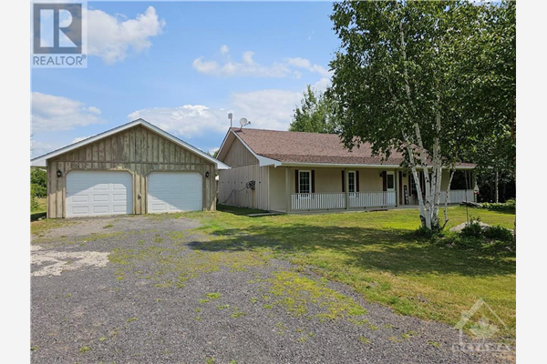 415 SNOWDONS CORNERS ROAD, Merrickville