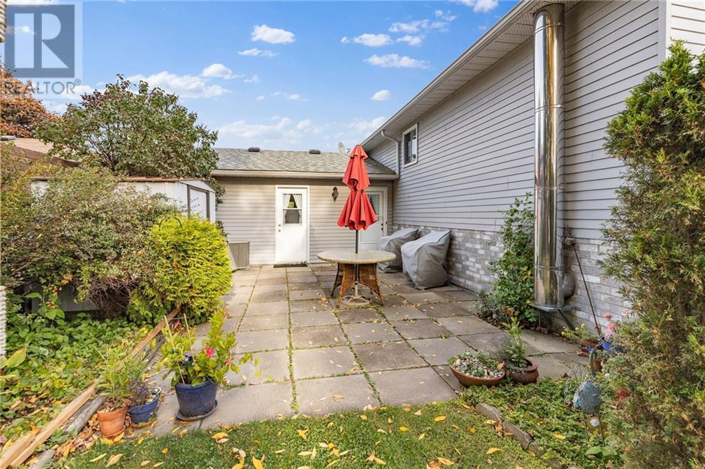 1454 WINDSOR DRIVE