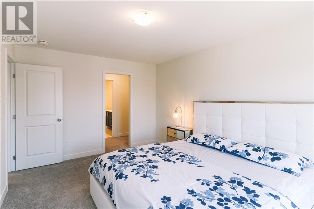 Listing 1355023 - Large Photo # 18