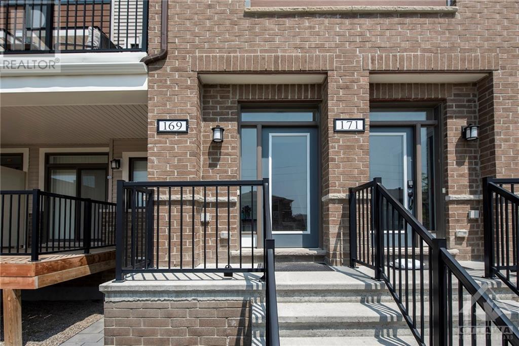 Listing 1355216 - Large Photo # 4