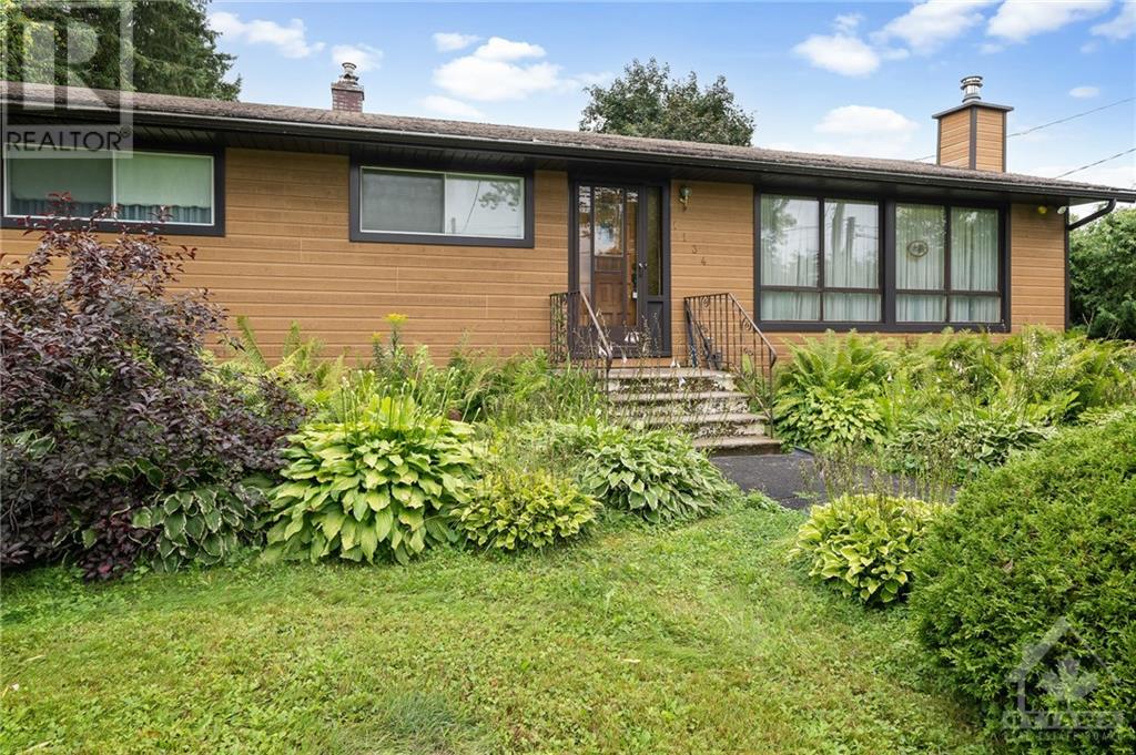 Listing 1355355 - Large Photo # 2