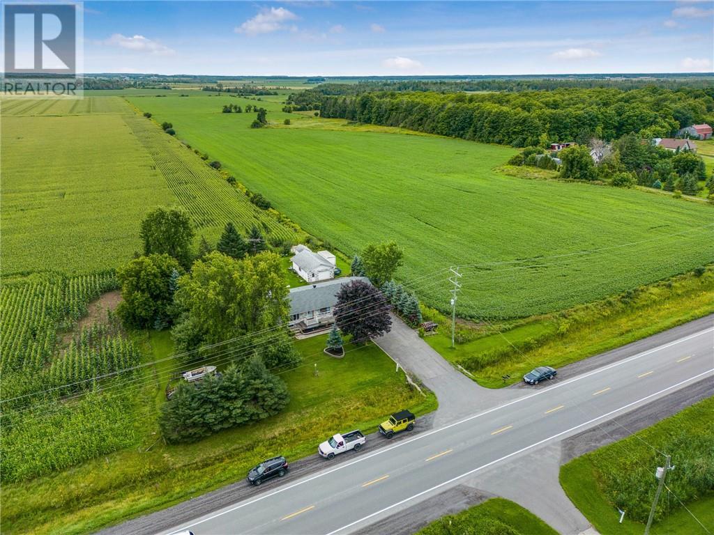 Listing 1355546 - Large Photo # 5