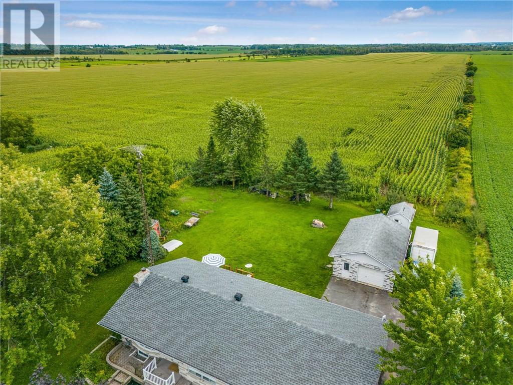 Listing 1355546 - Large Photo # 6