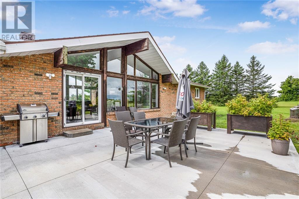 Listing 1355558 - Large Photo # 4