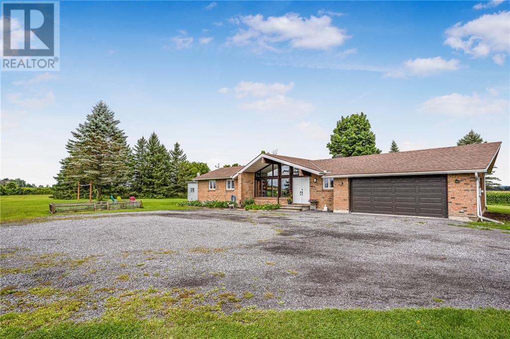 Listing 1355558 - Large Photo # 2