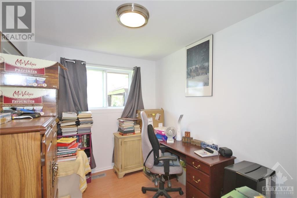 Listing 1355840 - Large Photo # 14