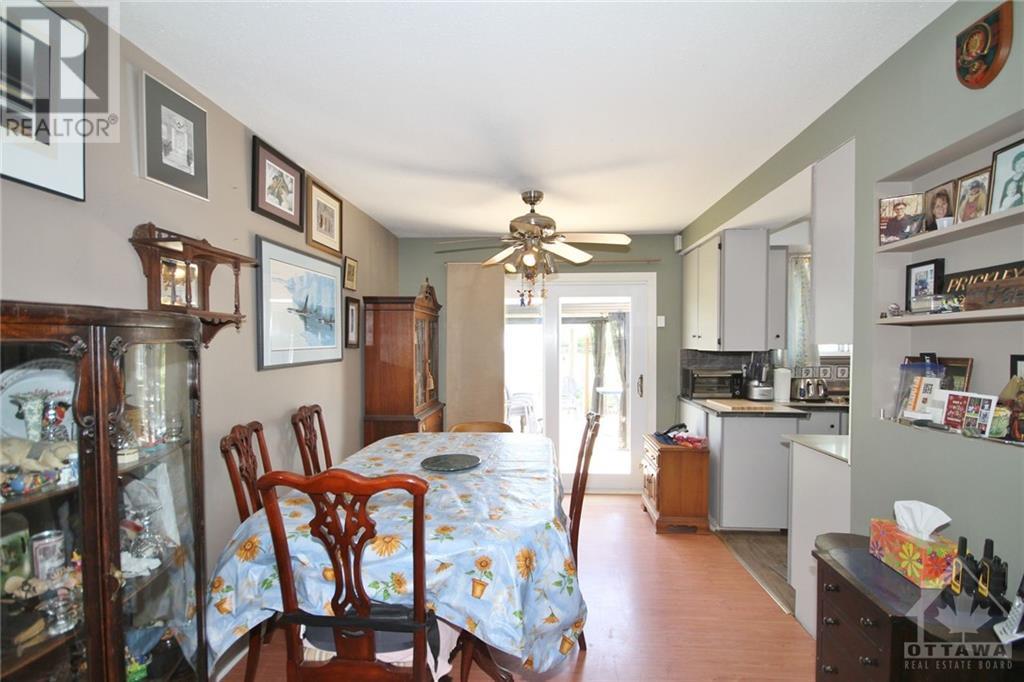 Listing 1355840 - Large Photo # 10