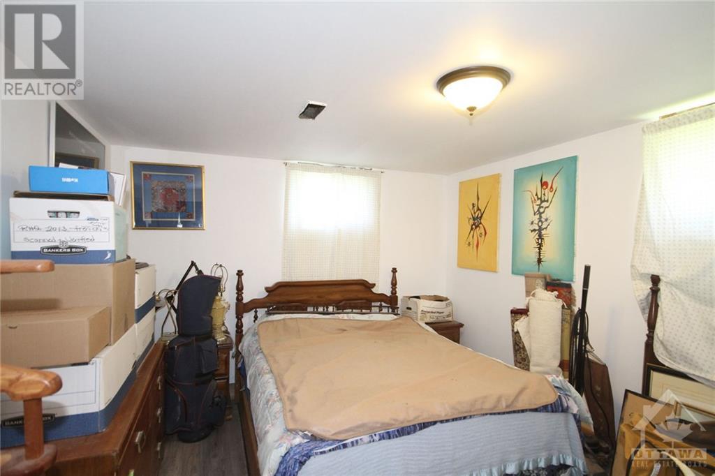 Listing 1355844 - Large Photo # 16