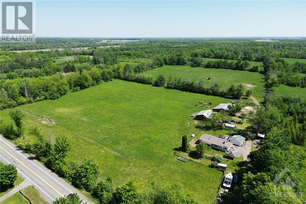 Listing 1355844 - Large Photo # 2