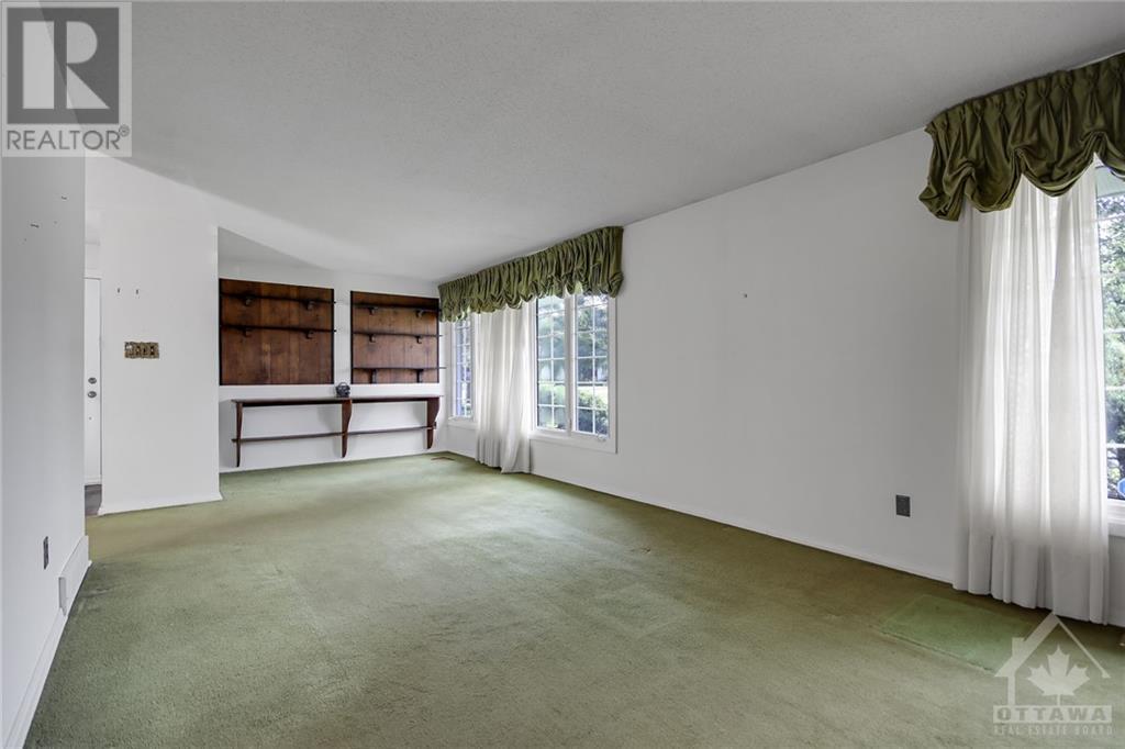 Listing 1355996 - Large Photo # 4