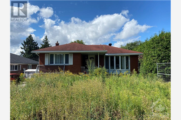 692 CRYSTAL STREET, Ottawa