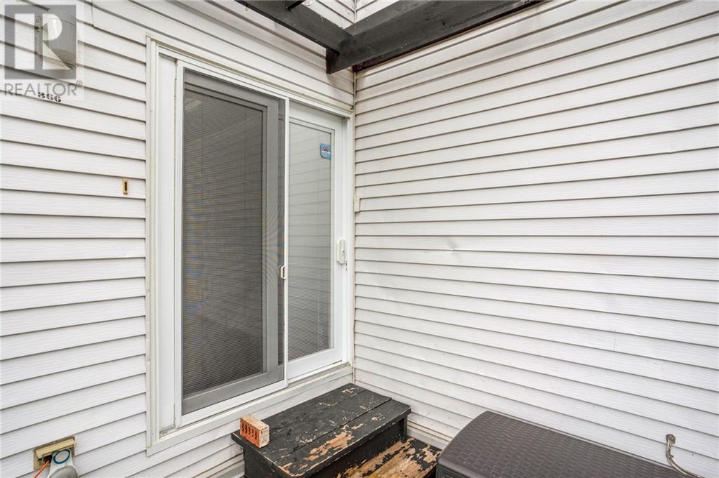 Listing 1356565 - Large Photo # 4