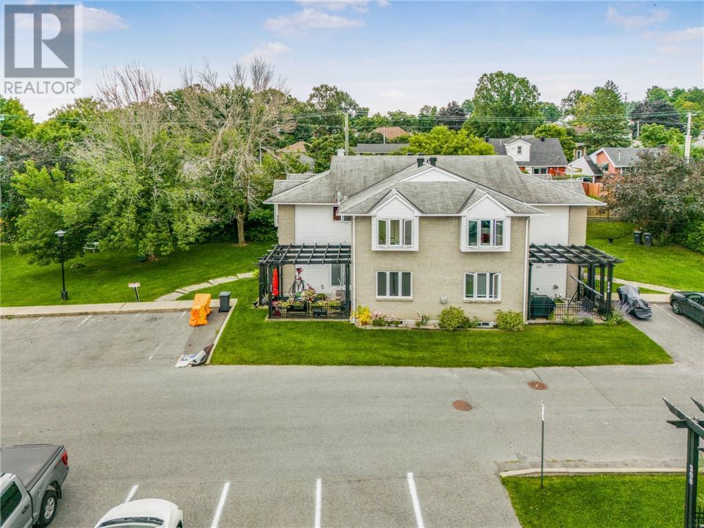 Listing 1356565 - Large Photo # 6
