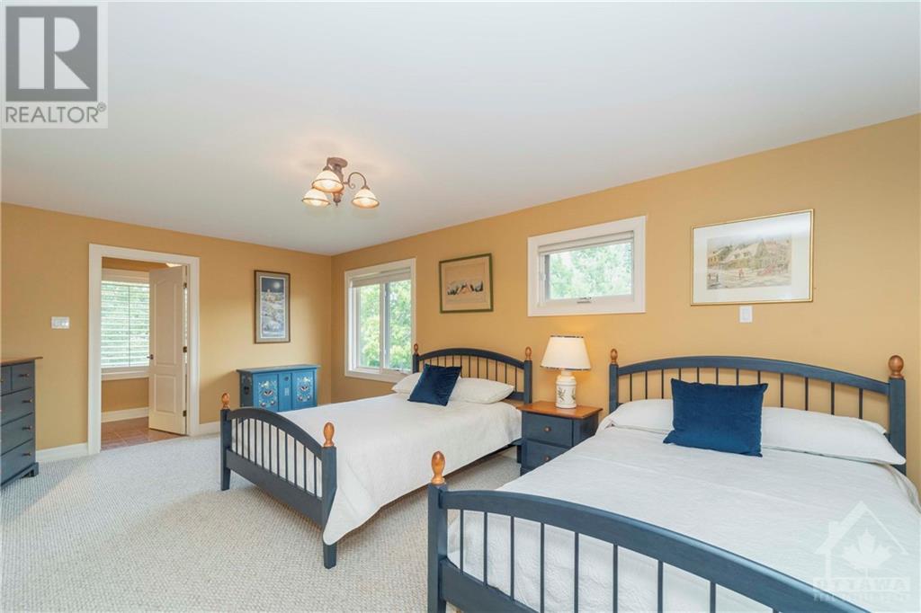 Listing 1356584 - Large Photo # 24