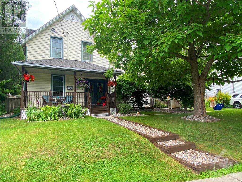 Listing 1356741 - Large Photo # 1