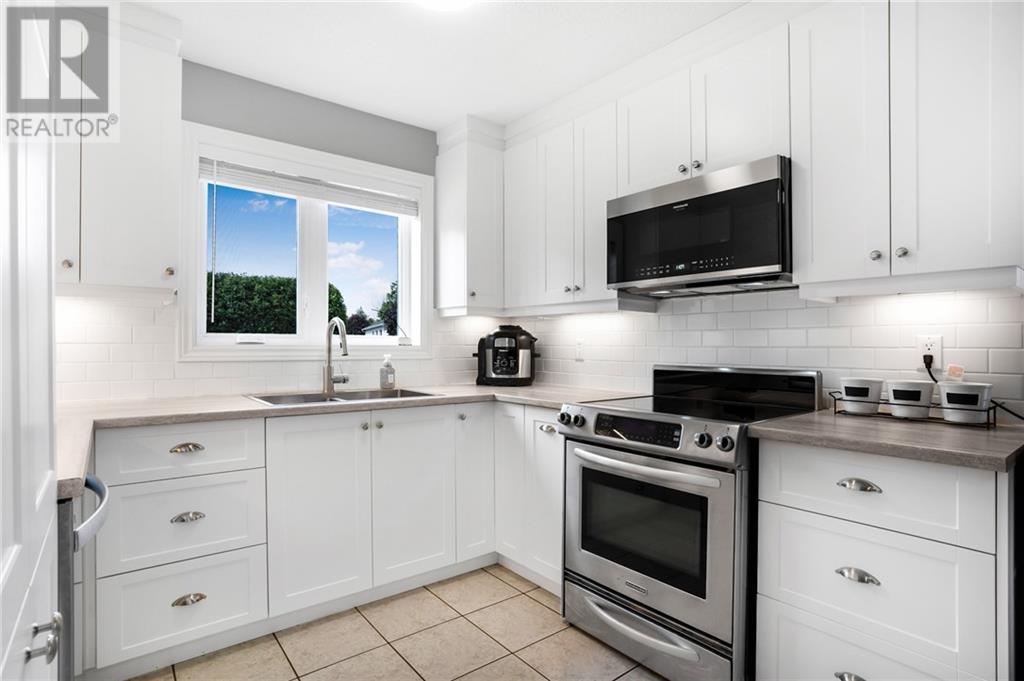 Listing 1356795 - Large Photo # 13