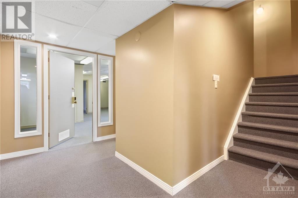 5494 MANOTICK MAIN STREET W