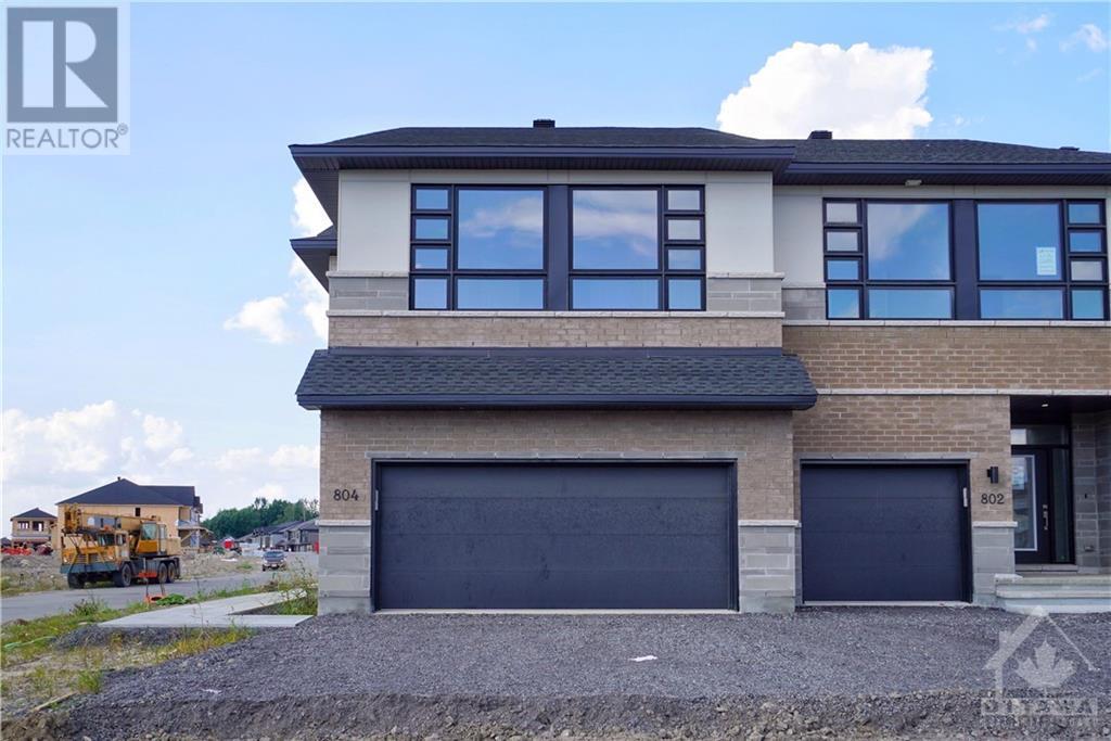 Listing 1356836 - Large Photo # 2