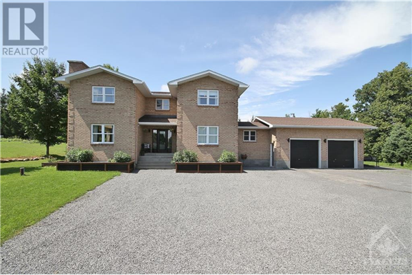 2111 STRATTON DRIVE, Ottawa