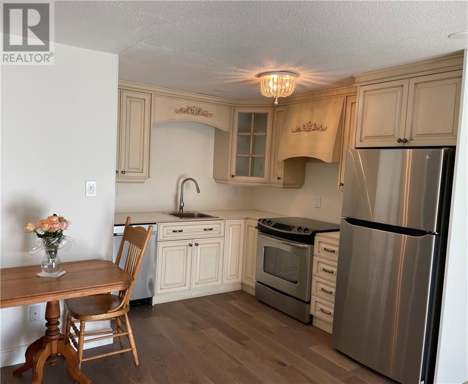 Listing 1356991 - Large Photo # 6