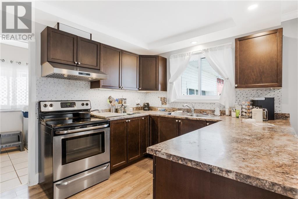 Listing 1357099 - Large Photo # 13