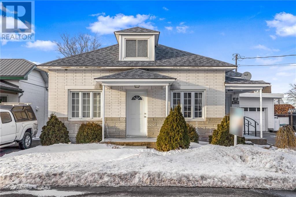Listing 1357099 - Large Photo # 1
