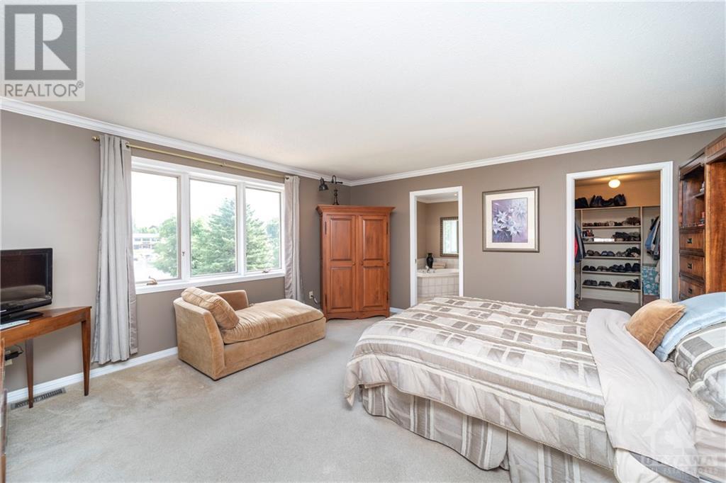 5533 SOUTH ISLAND PARK DRIVE