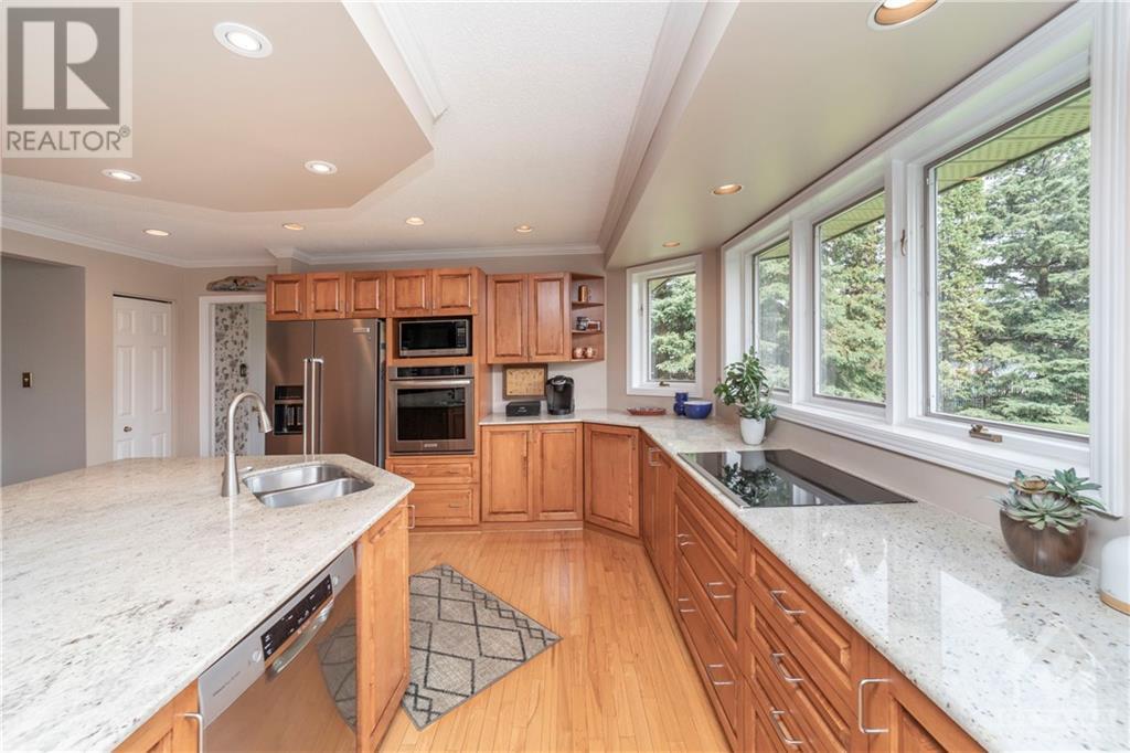 5533 SOUTH ISLAND PARK DRIVE