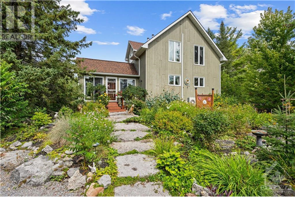 11 MEYER ROAD, Arnprior
