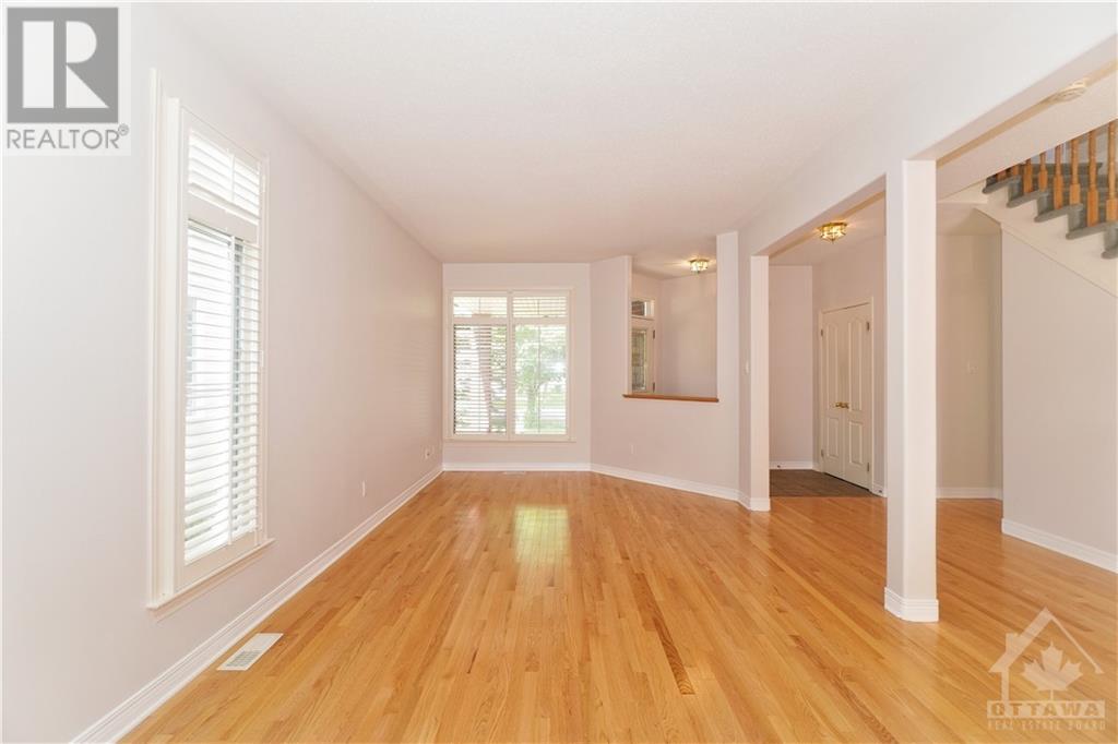 15 EVANSHEN CRESCENT