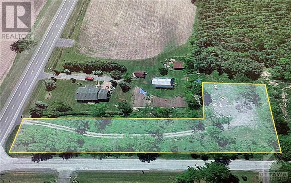 C8PL1A COUNTY 11 ROAD