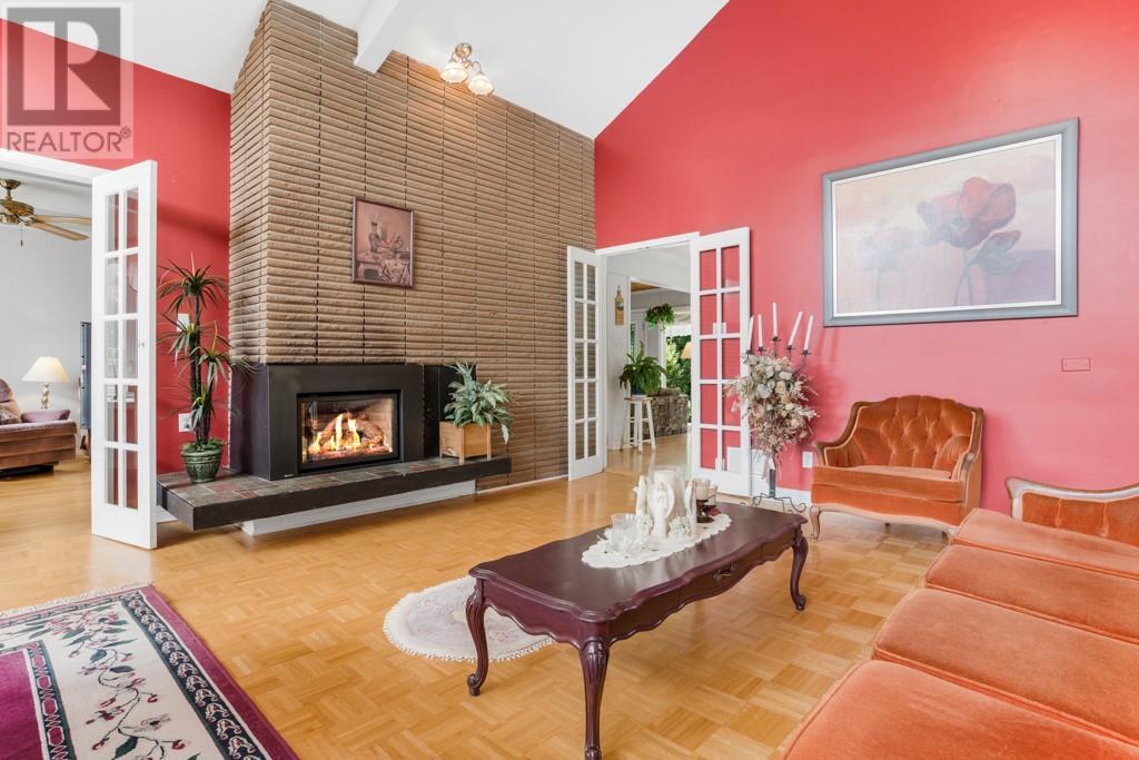 Listing 1357638 - Large Photo # 11
