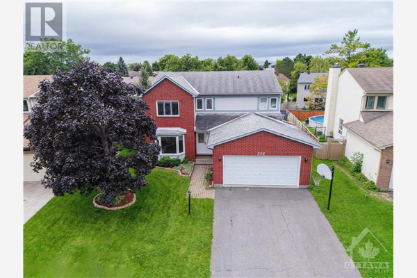 238 PICKWICK DRIVE, Ottawa