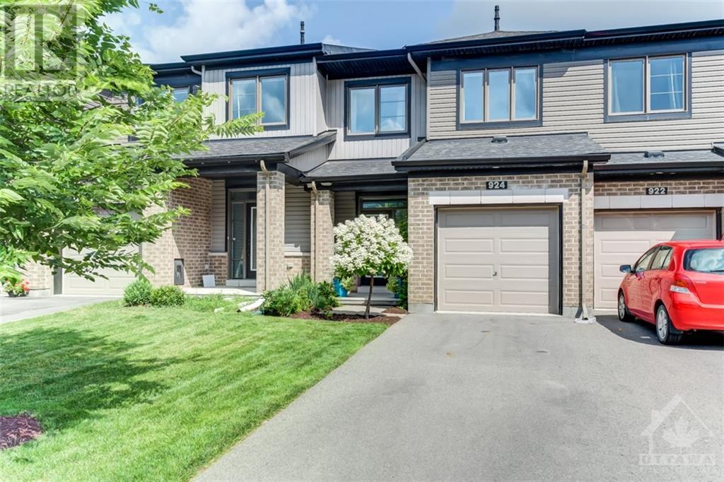 924 KILBIRNIE DRIVE