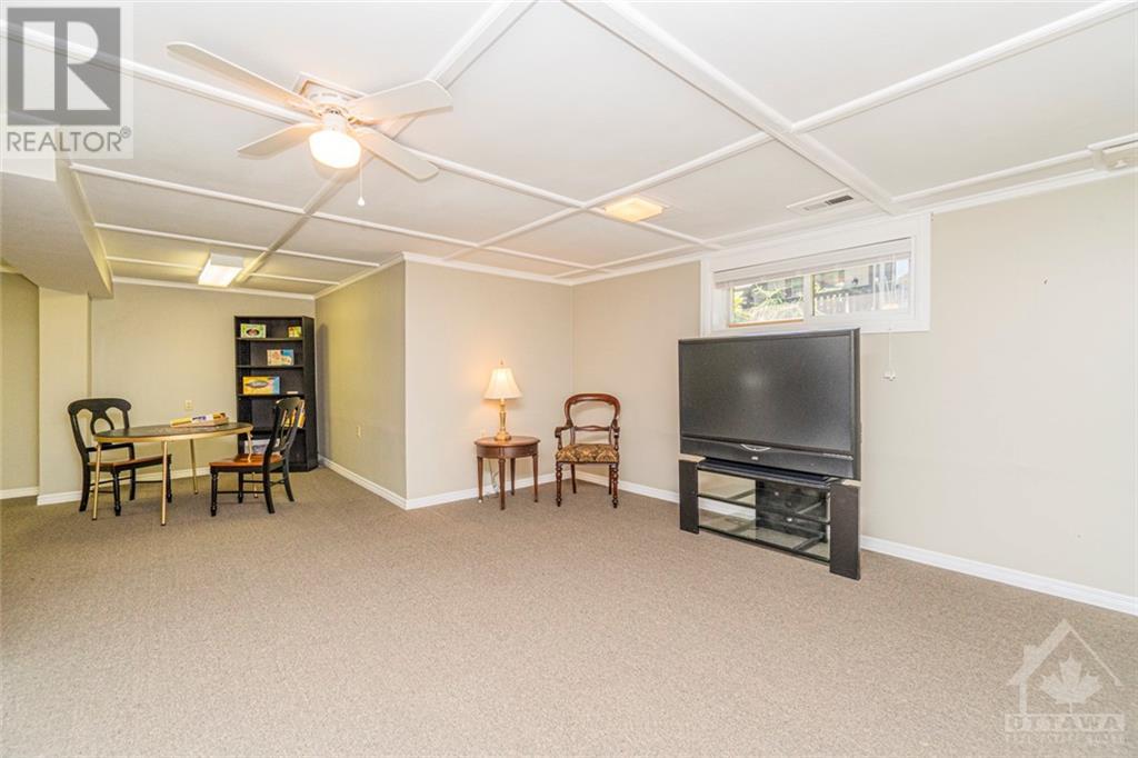 27 GLEN ABBEY CRESCENT