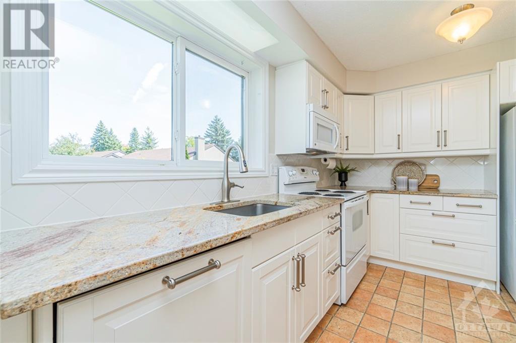 27 GLEN ABBEY CRESCENT