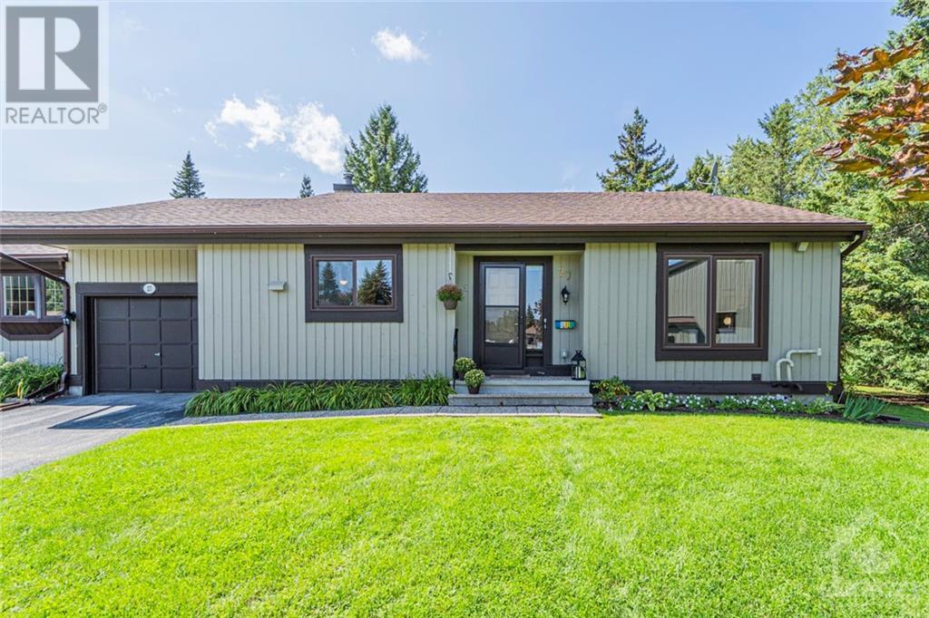 27 GLEN ABBEY CRESCENT