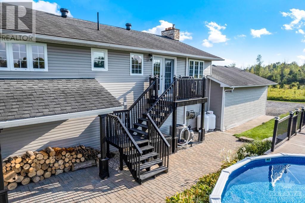 2202 GLEN SMAIL ROAD
