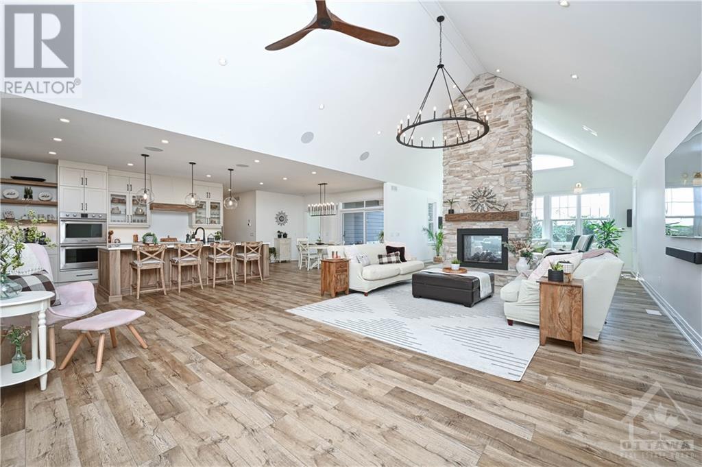 Listing 1358431 - Large Photo # 4