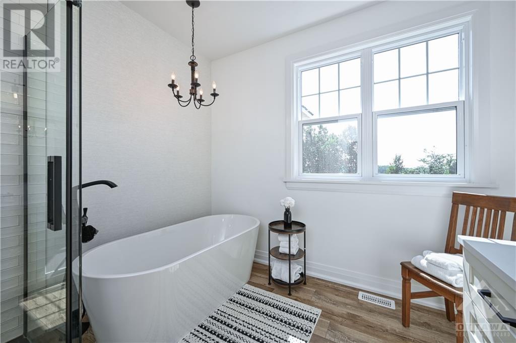 Listing 1358431 - Large Photo # 18