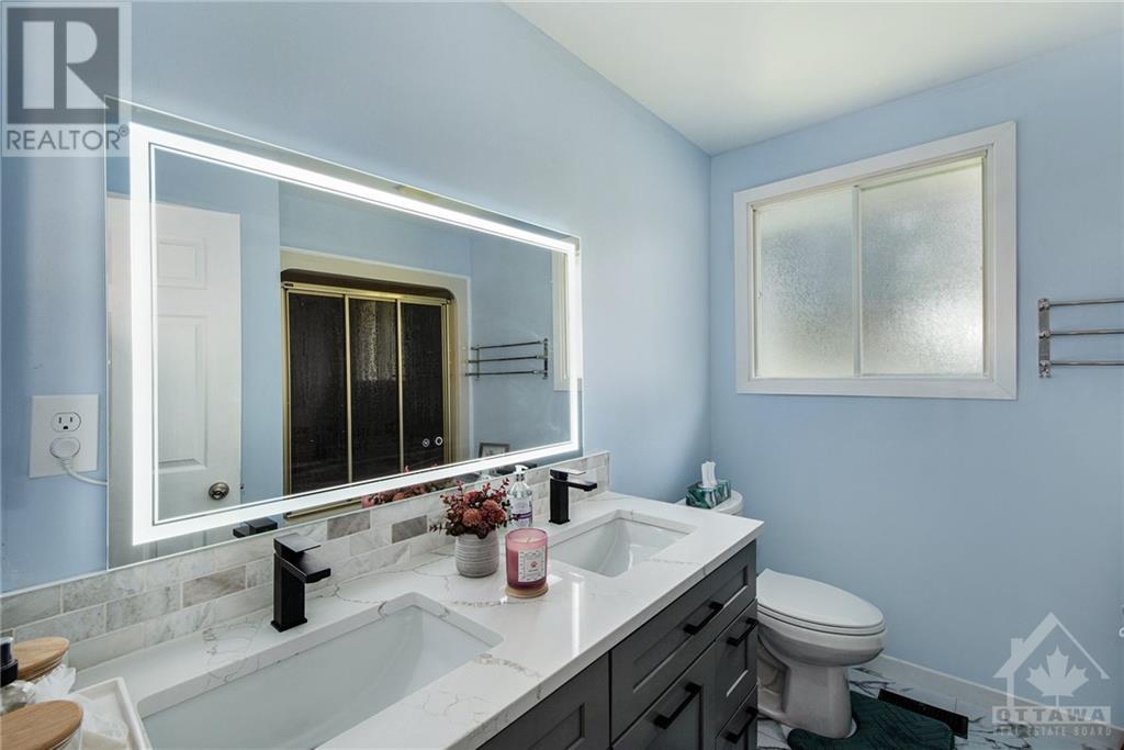 Listing 1358557 - Large Photo # 17