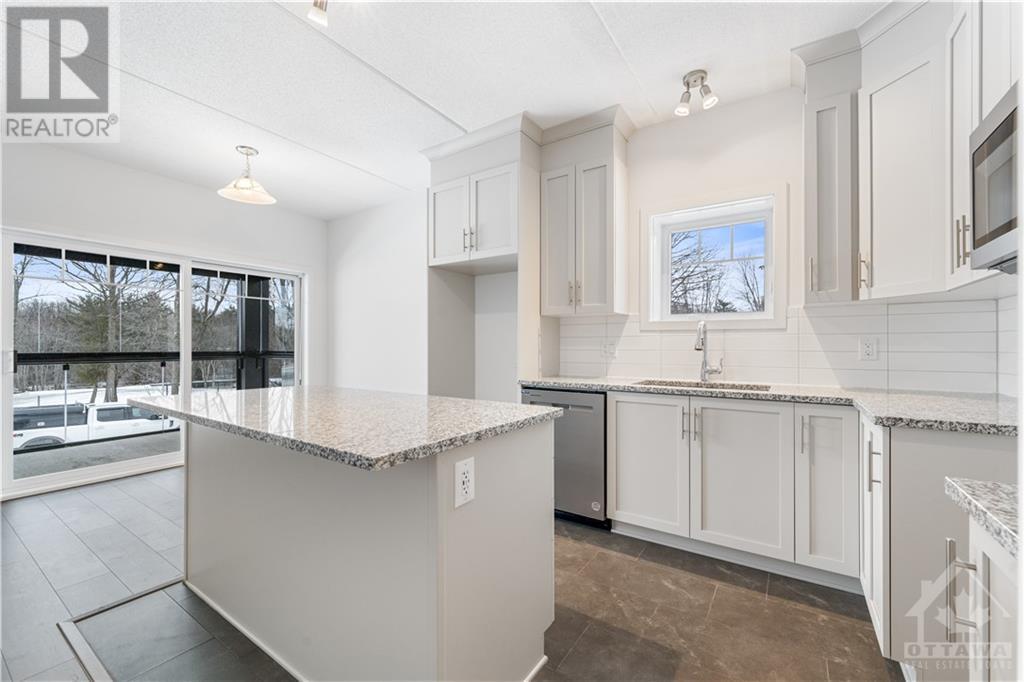 320 MONTEE OUTAOUAIS STREET UNIT#301, #301
