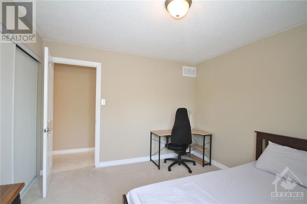 Listing 1358778 - Large Photo # 21
