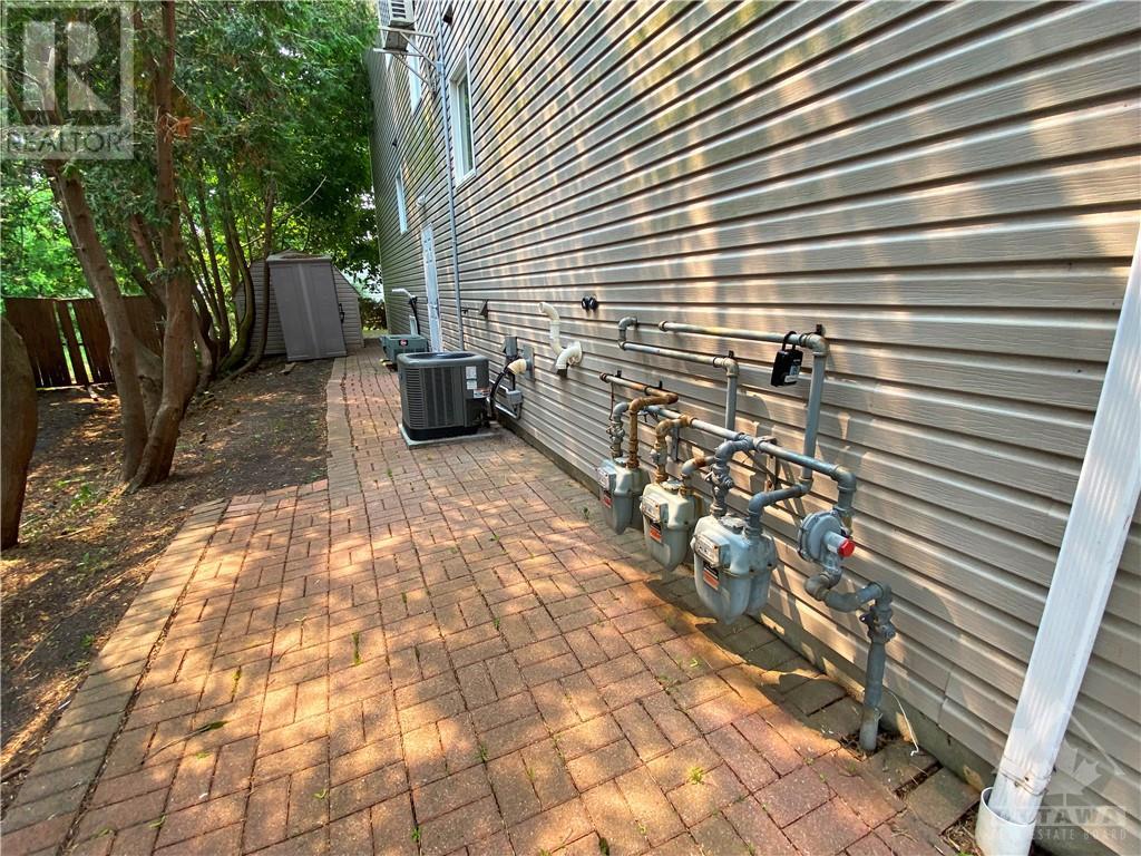 Listing 1358783 - Large Photo # 22