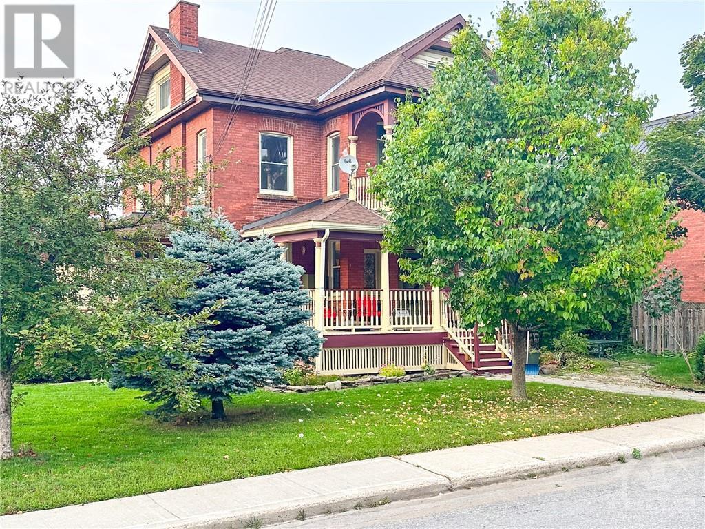 Listing 1358896 - Large Photo # 2