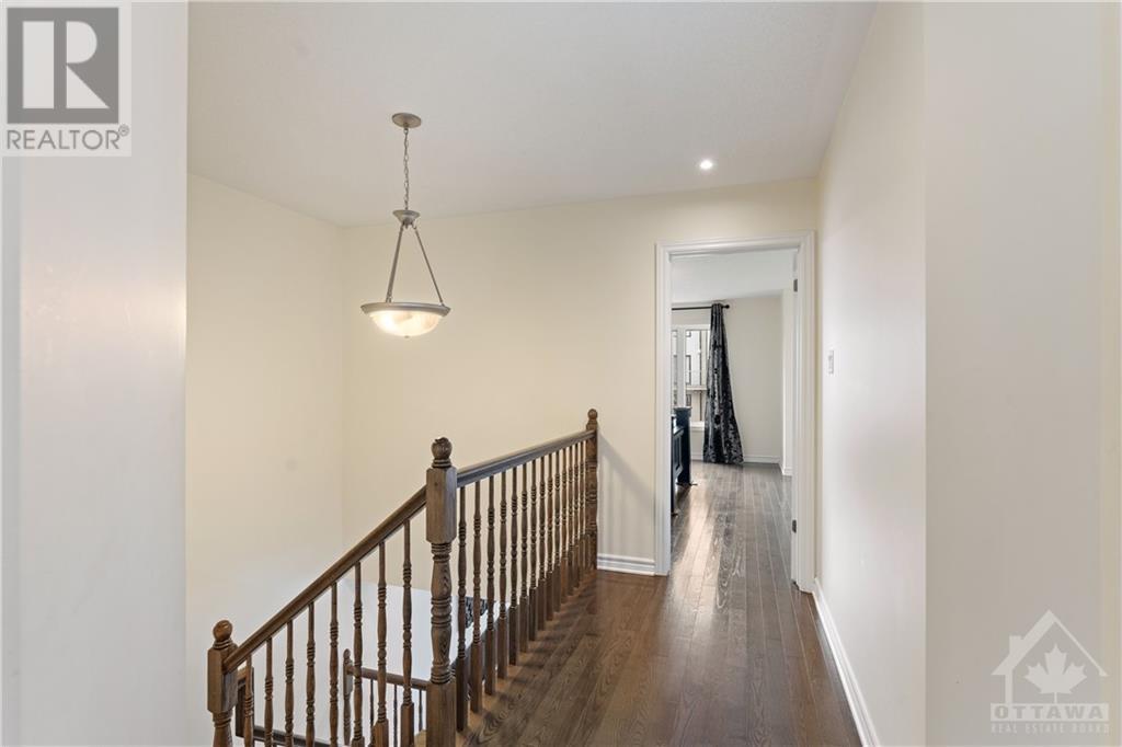 Listing 1358937 - Large Photo # 12