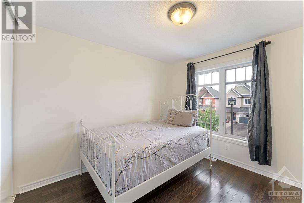 Listing 1358937 - Large Photo # 18