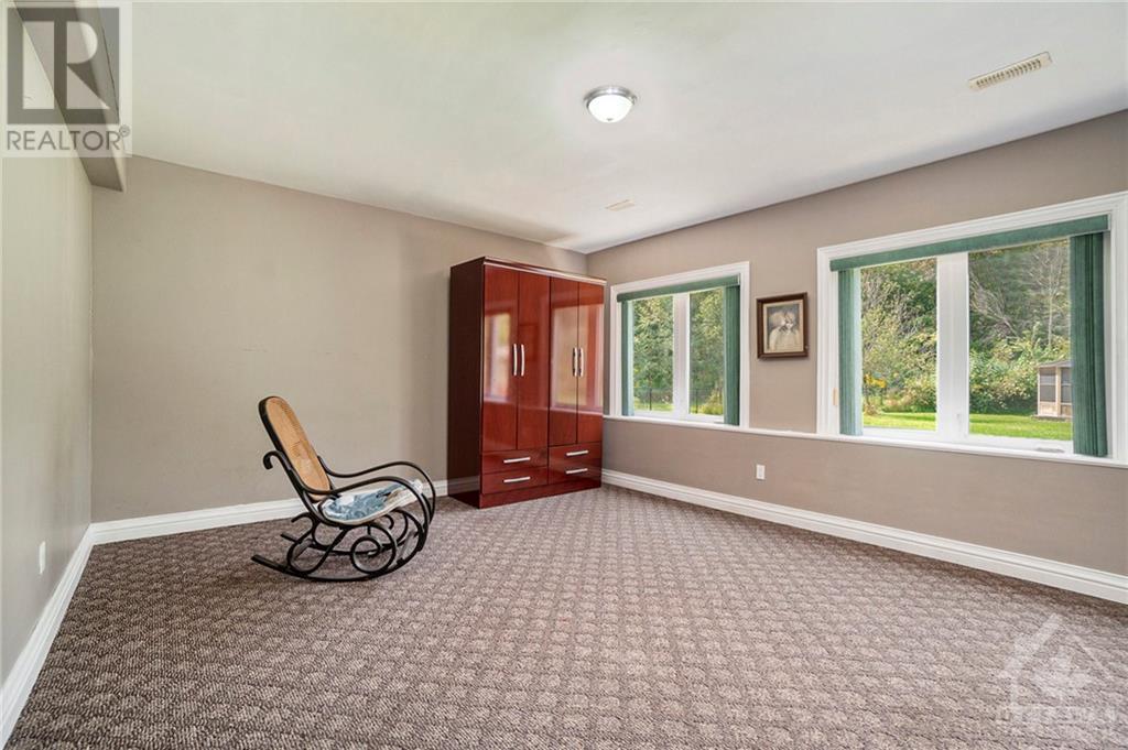 Listing 1358981 - Large Photo # 19